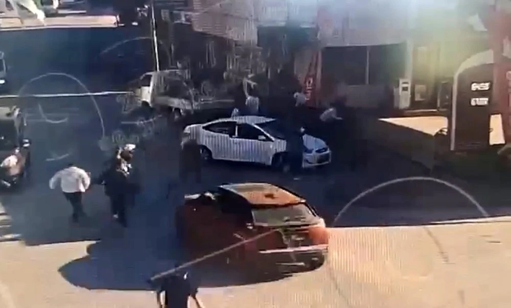 Trafikte "&Ouml;n&uuml;ne bak" dedi, ortalık savaş alanına d&ouml;nd&uuml;: 6 kişi tutuklandı
