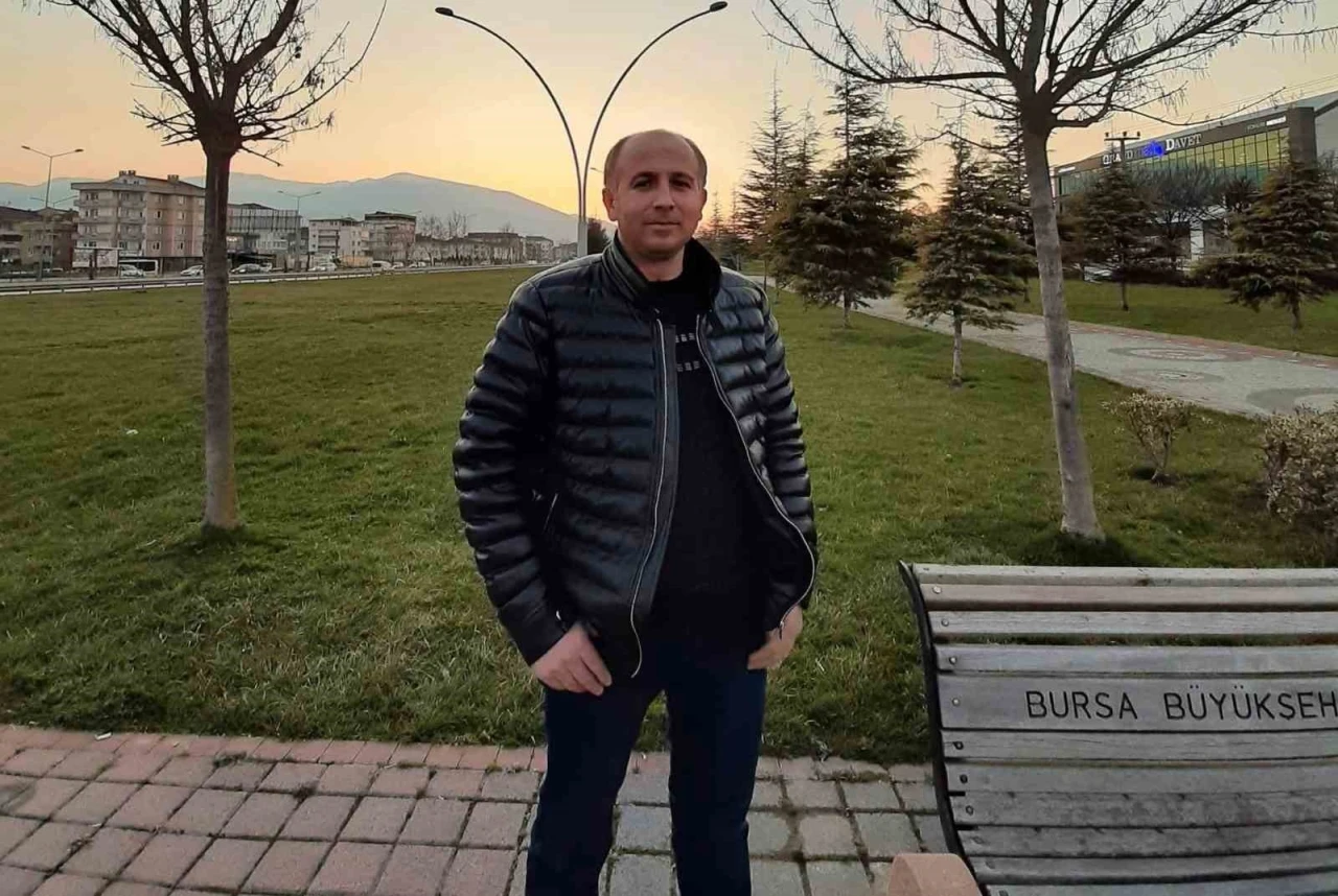 Trakt&ouml;r&uuml;n altında kalan s&uuml;r&uuml;c&uuml; hayatını kaybetti
