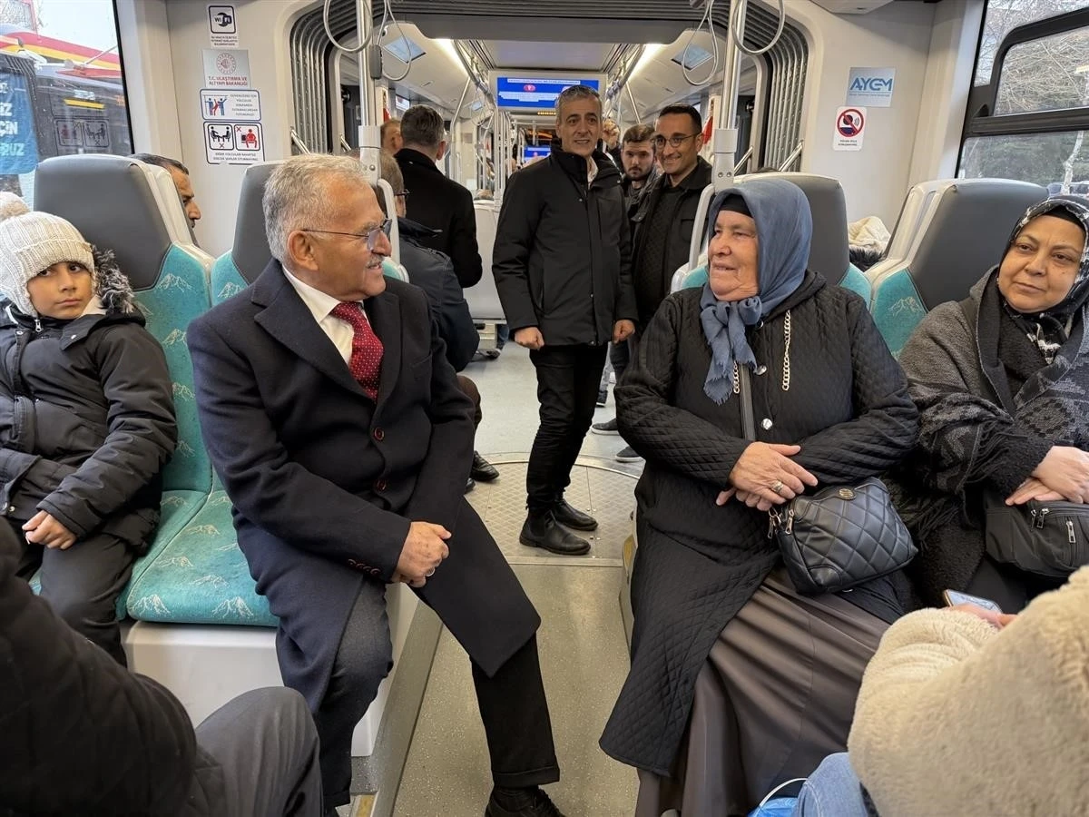 Tramvay ve otob&uuml;sler, bir yılda 139 milyon yolcu taşıdı
