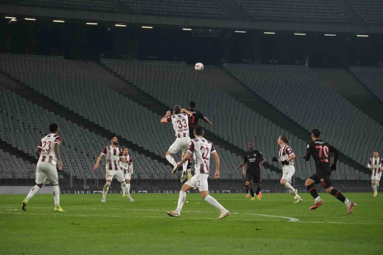 Trendyol 1. Lig: Fatih Karagümrük: 1 - Bandırmaspor: 2