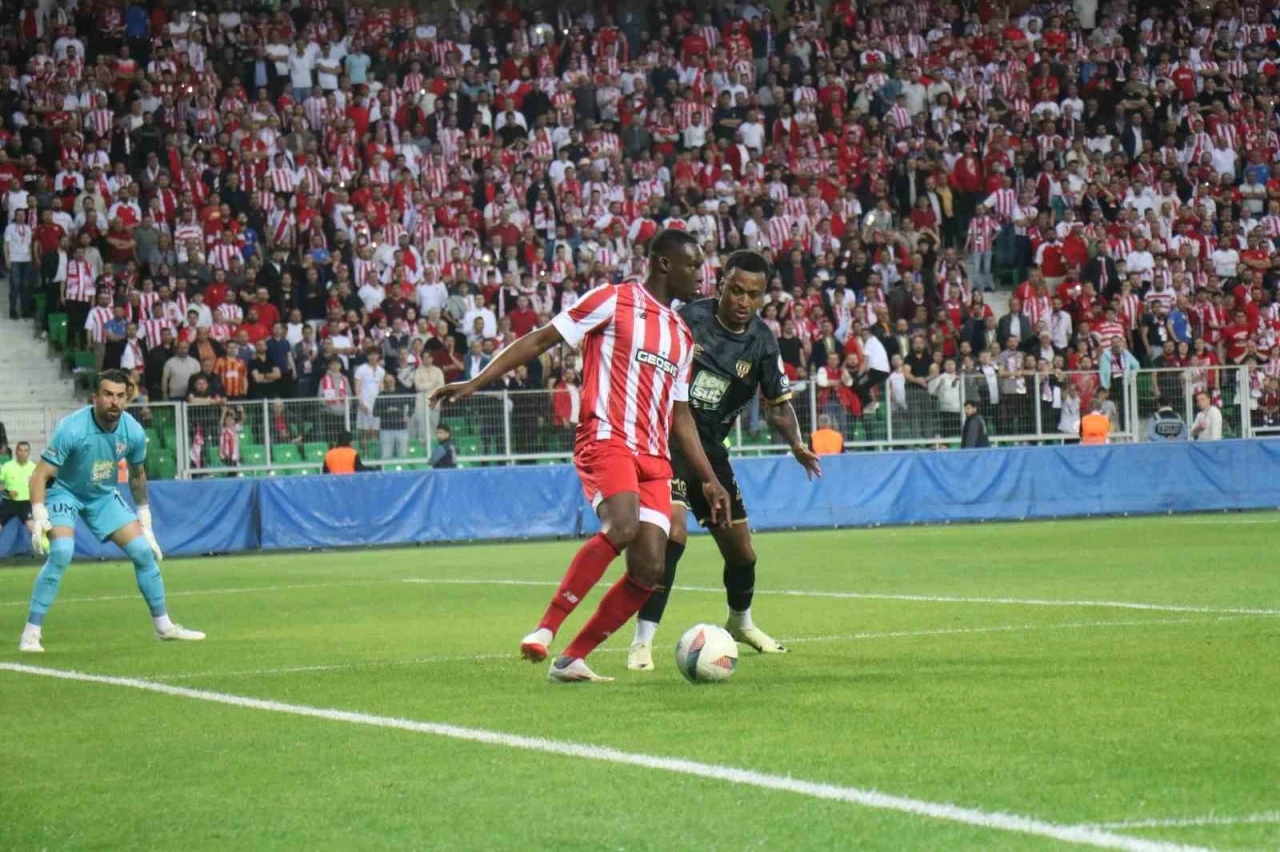 Trendyol 1. Lig Play-Off: Boluspor: 1 - Bandırmaspor: 1 (İlk yarı)
