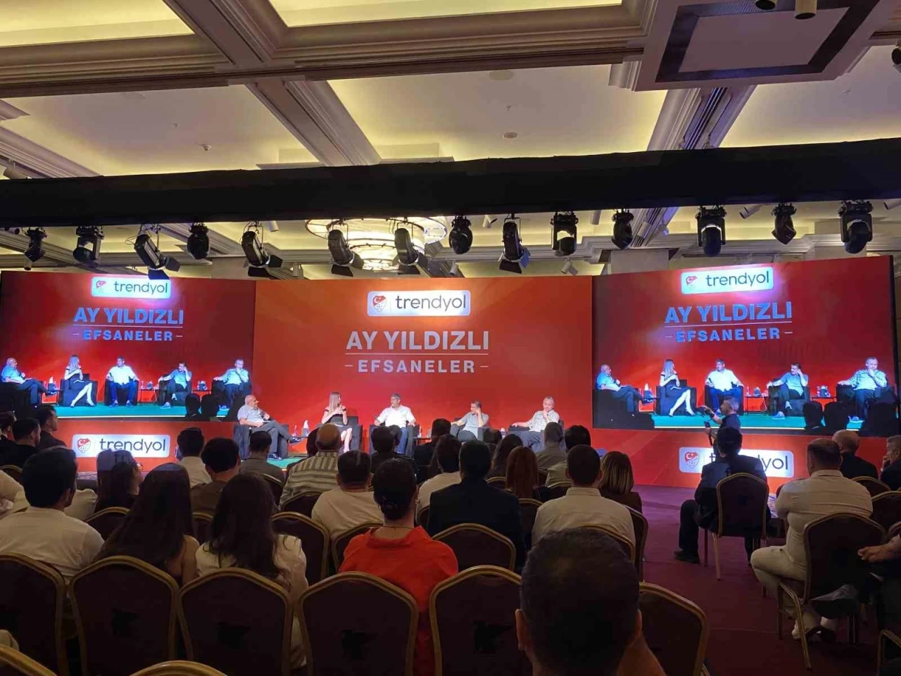 Trendyol&rsquo;dan &lsquo;Ay Yıldızlı Efsaneler&rsquo; paneli
