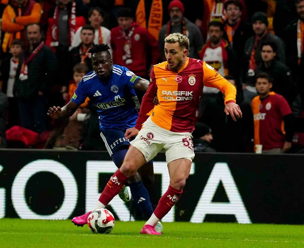 Trendyol S&uuml;per Lig: Galatasaray: 1 - Kasımpaşa: 0 (İlk yarı)
