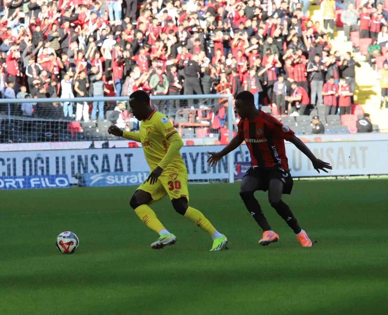 Trendyol Süper Lig: Gaziantep FK: 0 - Göztepe: 0 (Maç devam ediyor)

