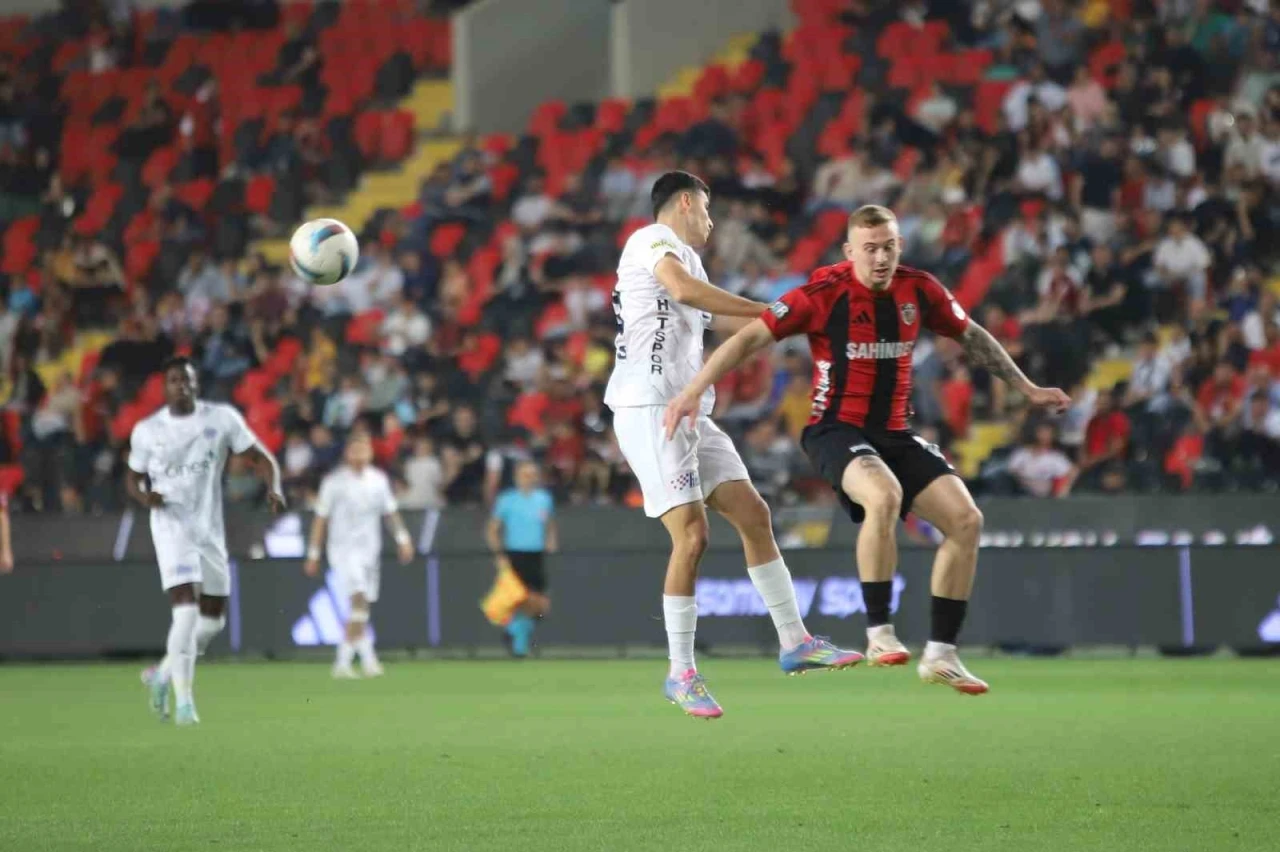 Trendyol Süper Lig: Gaziantep FK: 2 - Kasımpaşa: 2 (Maç sonucu)
