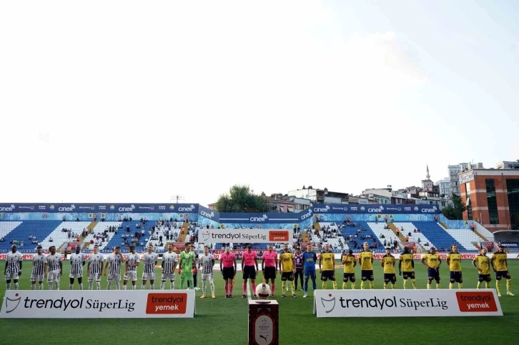 Trendyol Süper Lig: Kasımpaşa: 0 - MKE Ankaragücü: 0 (Maç devam ediyor)
