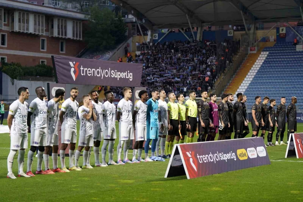 Trendyol Süper Lig: Kasımpaşa: 1 - Trabzonspor: 0 (Maç devam ediyor)
