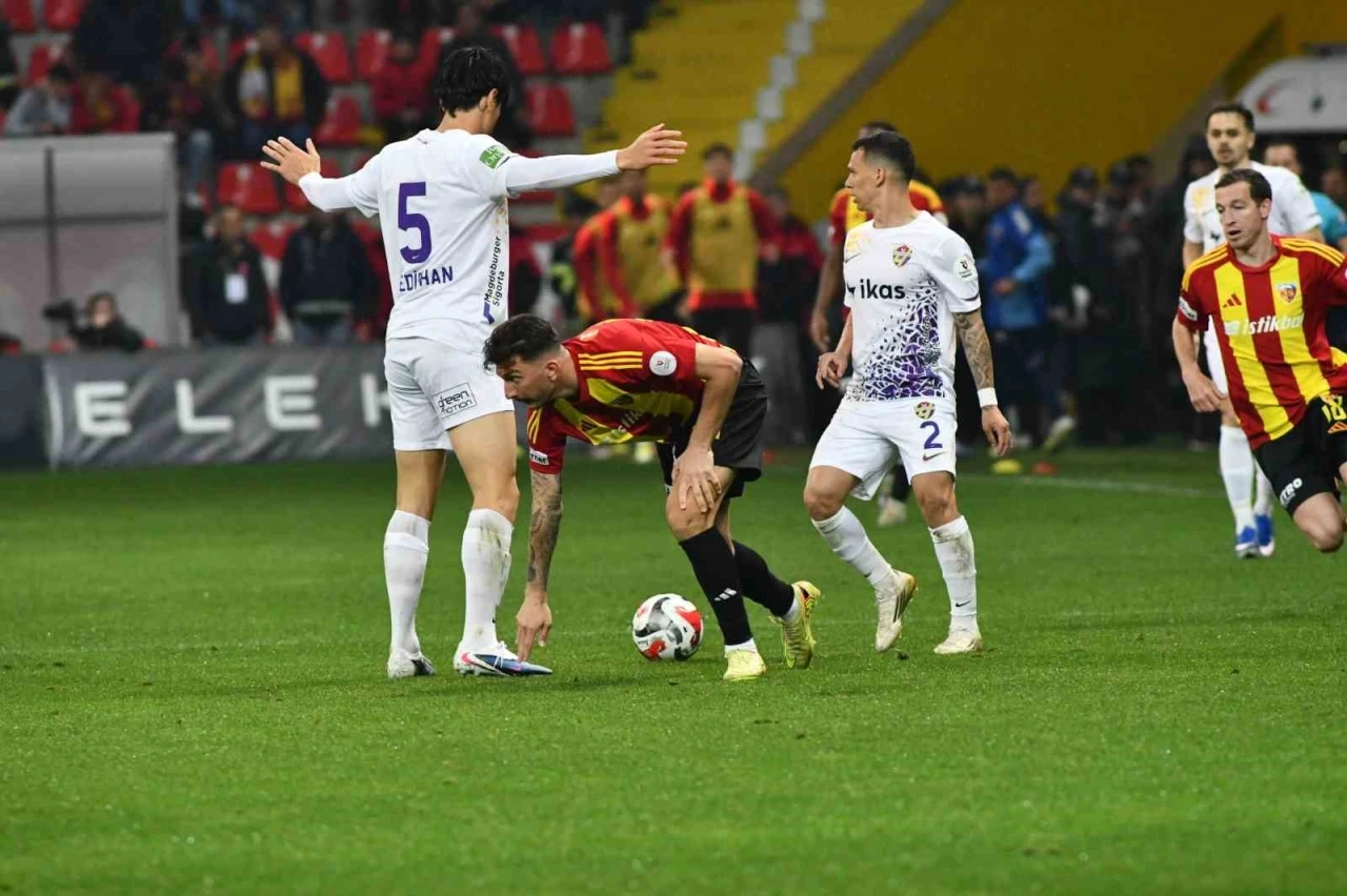 Trendyol S&uuml;per Lig: Kayserispor: 1 - Ey&uuml;pspor: 1 (Ma&ccedil; sonucu)
