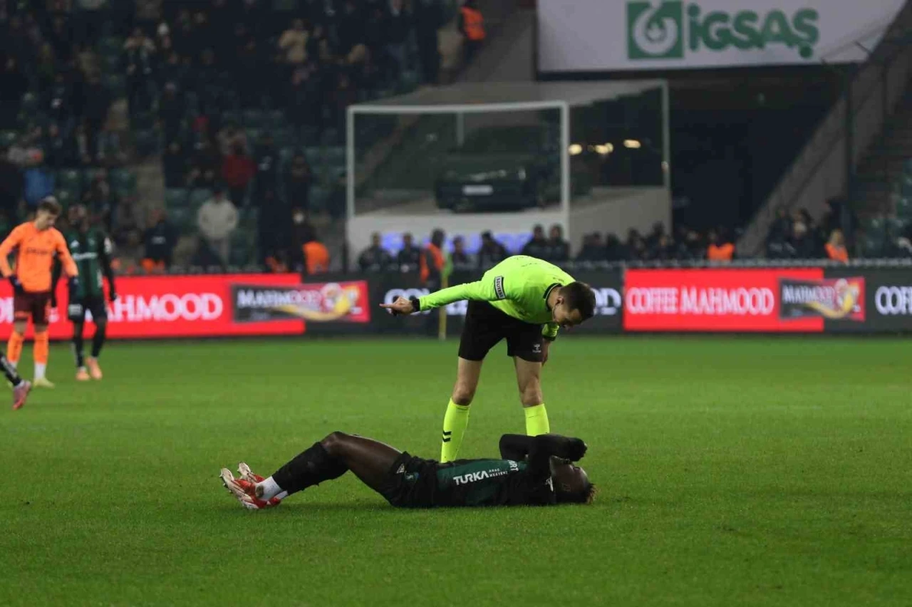 Trendyol S&uuml;per Lig: Kocaelispor: 1 - Trabzonspor: 2 (Ma&ccedil; sonucu)
