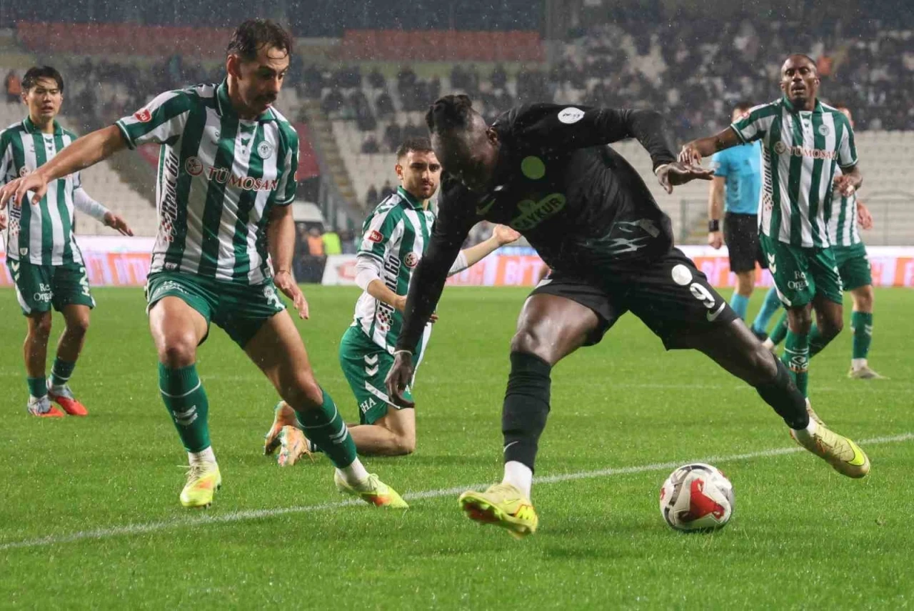 Trendyol Süper Lig: Konyaspor: 1 - Çaykur Rizespor: 1 (Maç sonucu)
