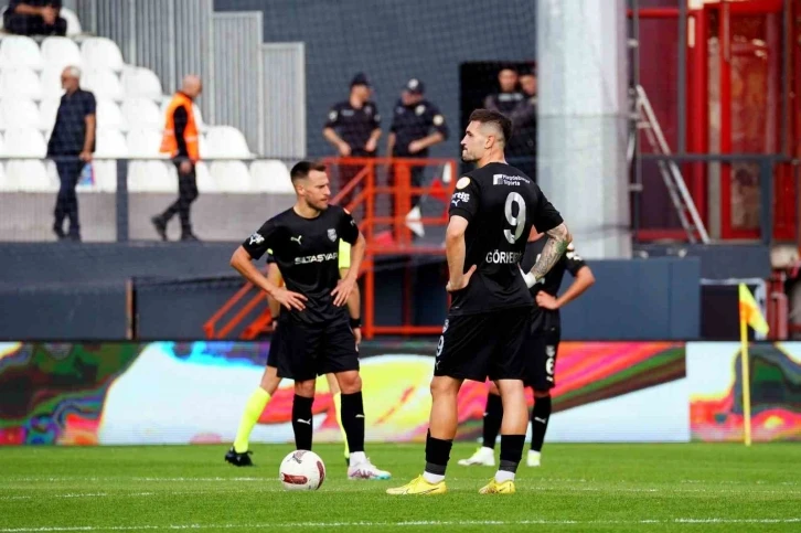 Trendyol S&uuml;per Lig: Pendikspor: 2 - Sivasspor: 3 (Ma&ccedil; sonucu)
