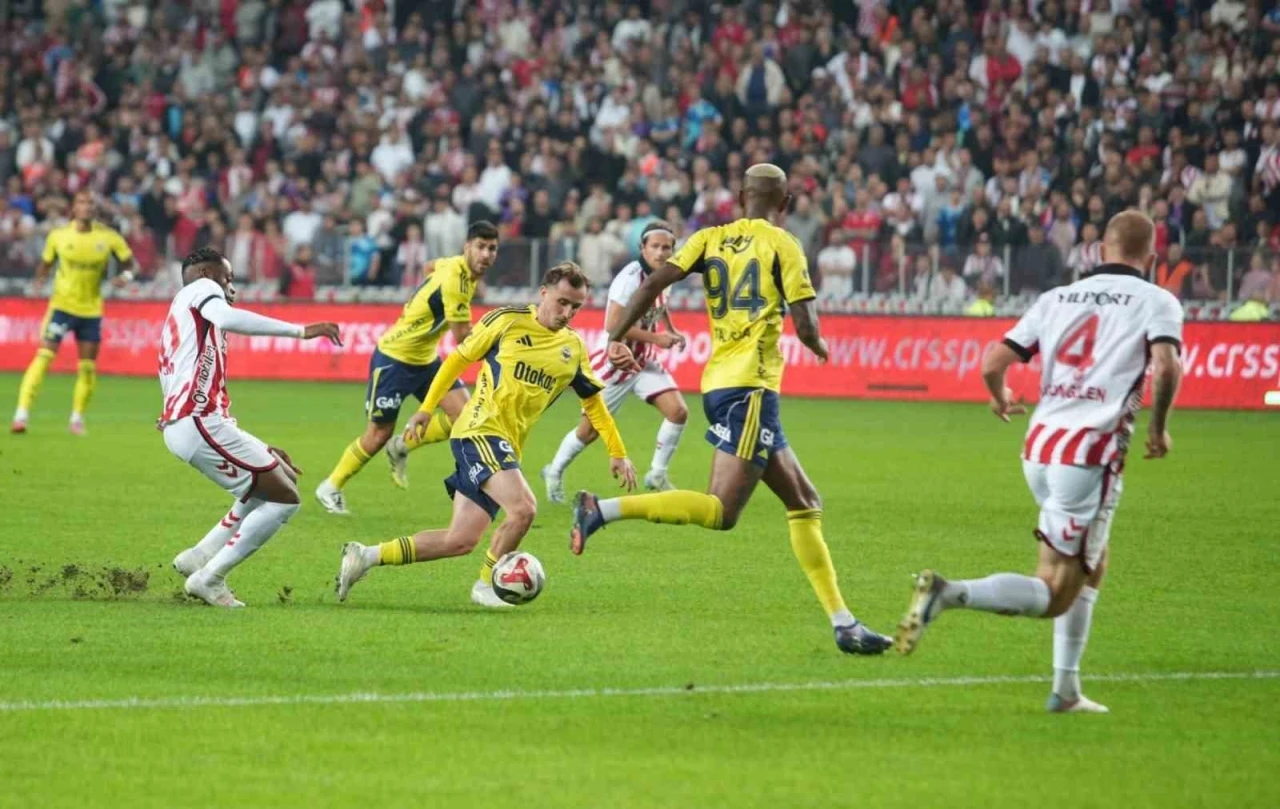 Trendyol Süper Lig: Samsunspor: 0 - Fenerbahçe: 0 (Maç devam ediyor)
