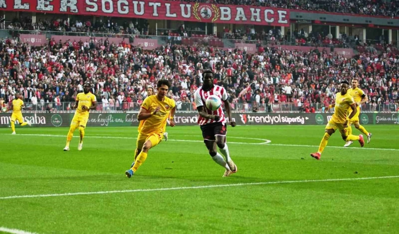 Trendyol Süper Lig: Samsunspor: 0 - Kayserispor: 0 (Maç devam ediyor)
