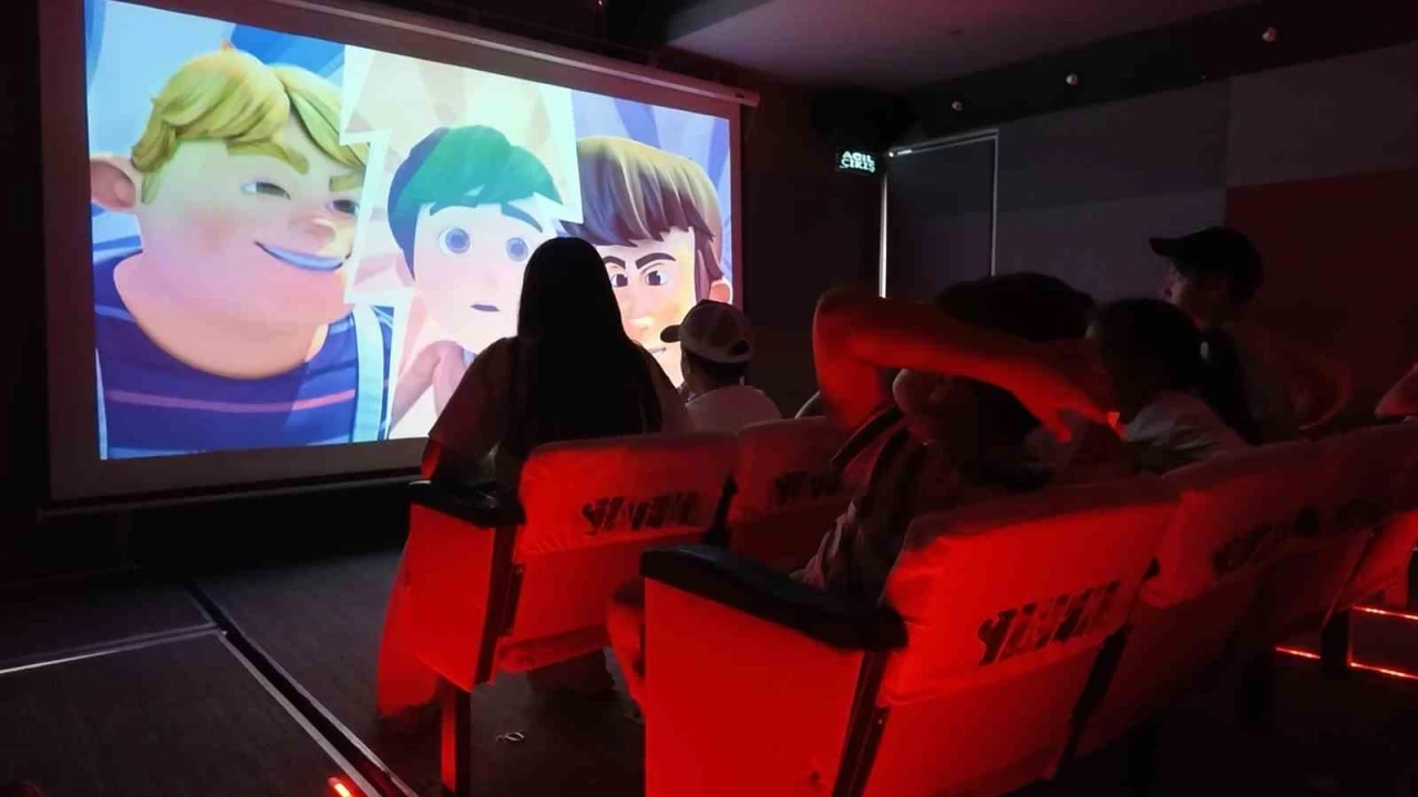 TRT sinema tırı, Kırıkkale&rsquo;de &ccedil;ocuklarla buluştu
