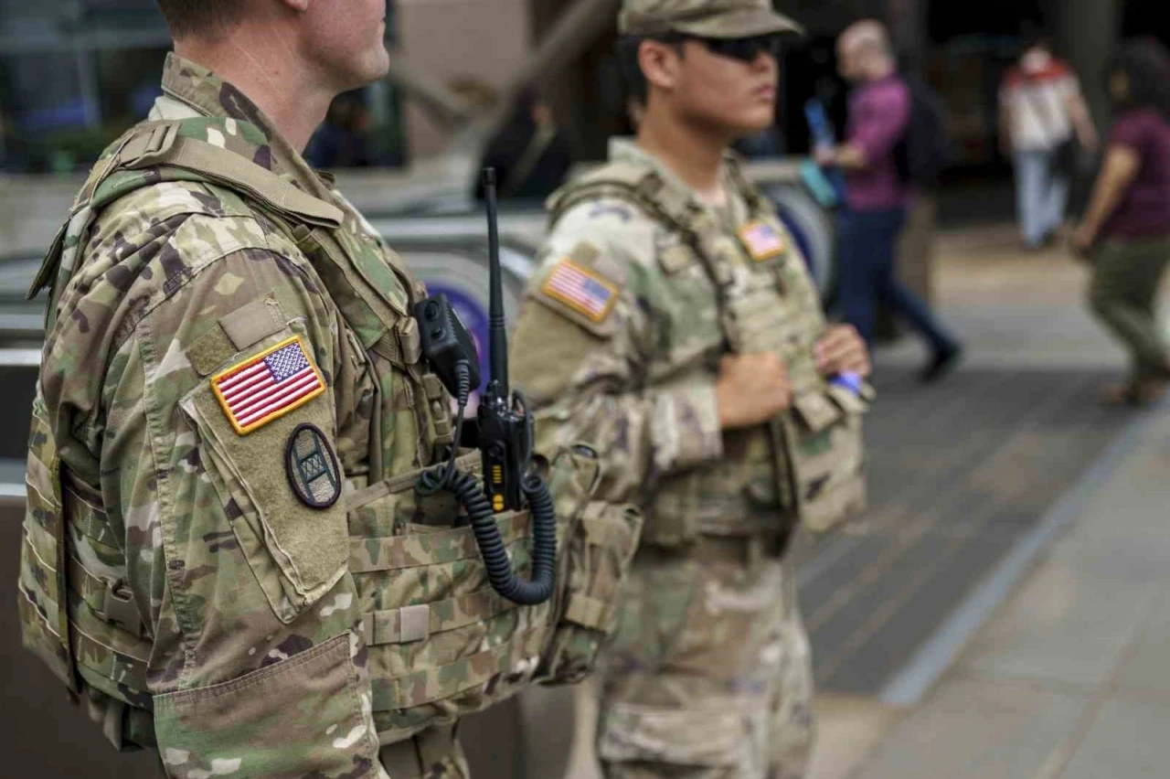 Trump, bu gece Washington DC’de polis ve ordu güçleriyle birlikte devriyeye çıkacak

