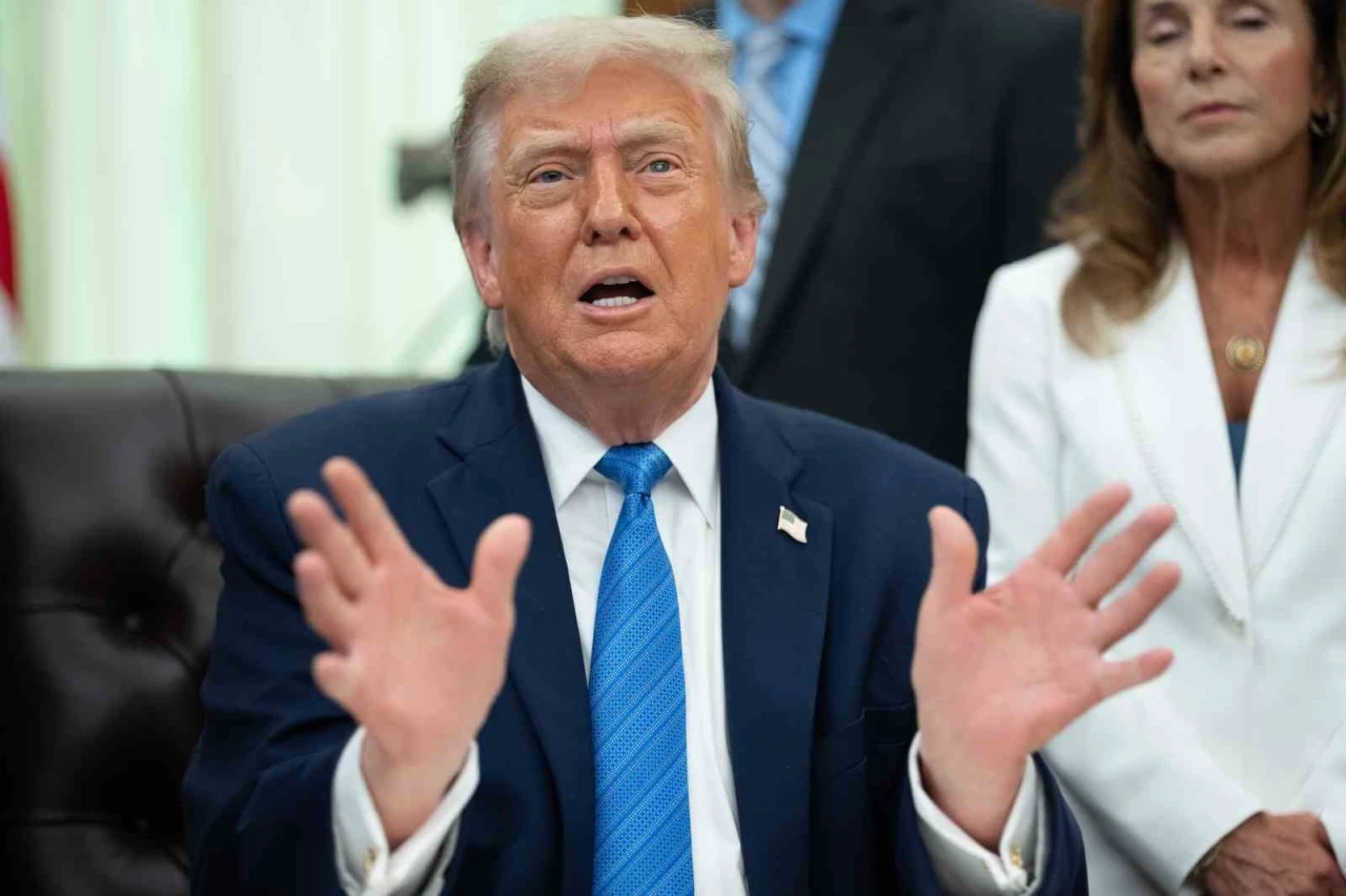 Trump: "200’den fazla ticari gemi Boğaz’dan güvenli şekilde 