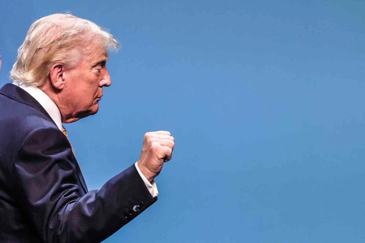 Trump: "İran m&uuml;zakerelere devam edilmesini istedi, ateşkesin sona erdiğini bildirdik"
