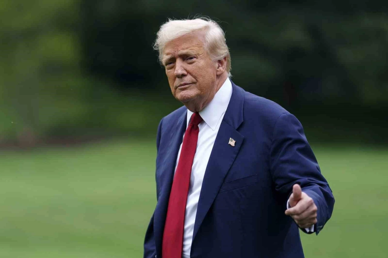 Trump’tan Hindistan’a Rus petrolü tehdidi: "Gümrük vergisini 24 saat içinde önemli ölçüde artıracağız"