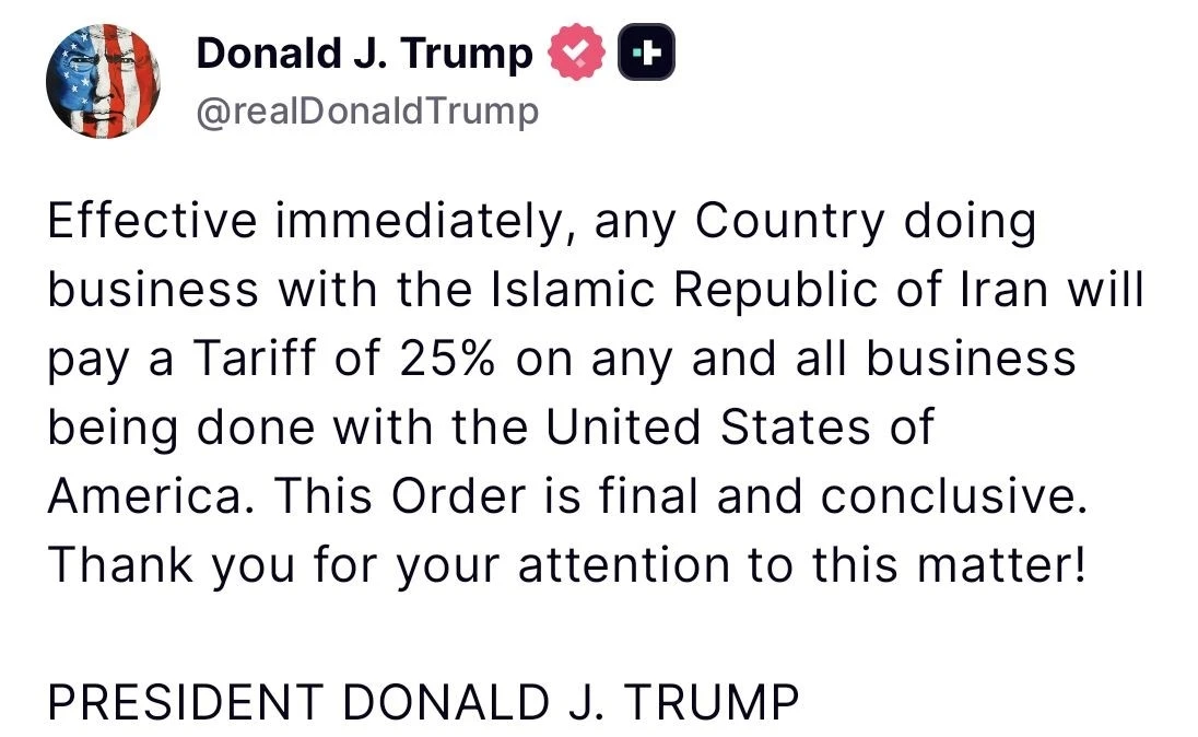 Trump&rsquo;tan İran ile iş yapan &uuml;lkelere yaptırım kararı: "Y&uuml;zde 25 g&uuml;mr&uuml;k vergisi uygulanacak"
