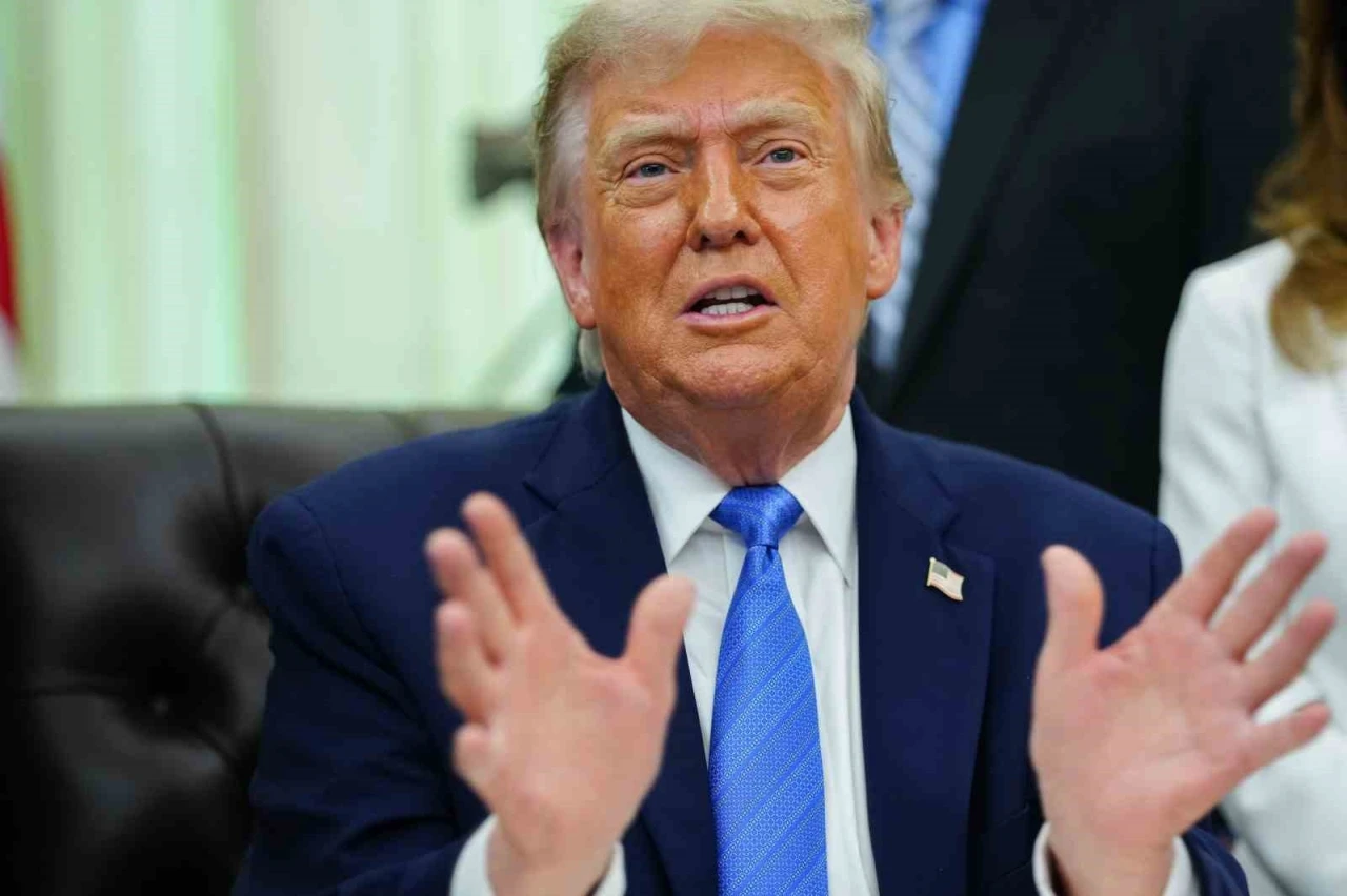 Trump&rsquo;tan İsrail saldırısına tepki: "Beyrut&rsquo;a y&ouml;nelik saldırı ger&ccedil;ekleşmemeliydi"
