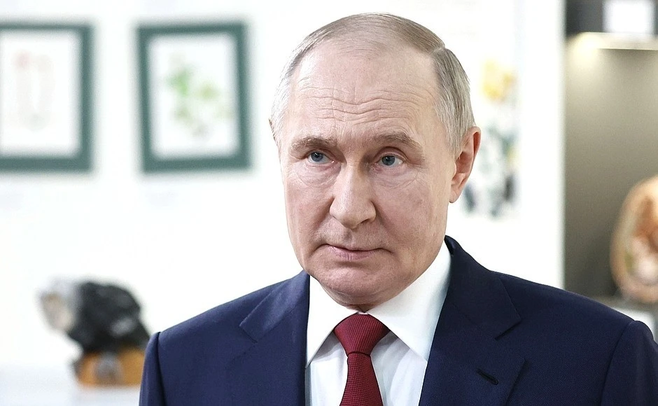 Trump ve Putin telefonda görüştü
