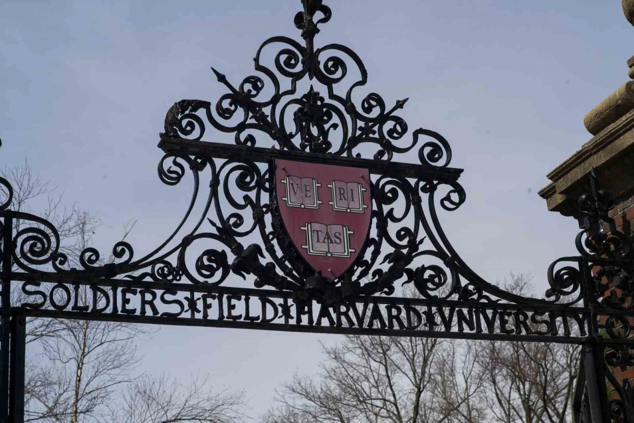 Trump yönetimi Harvard Üniversitesi’nin yabancı öğrenci kabulünü yasakladı
