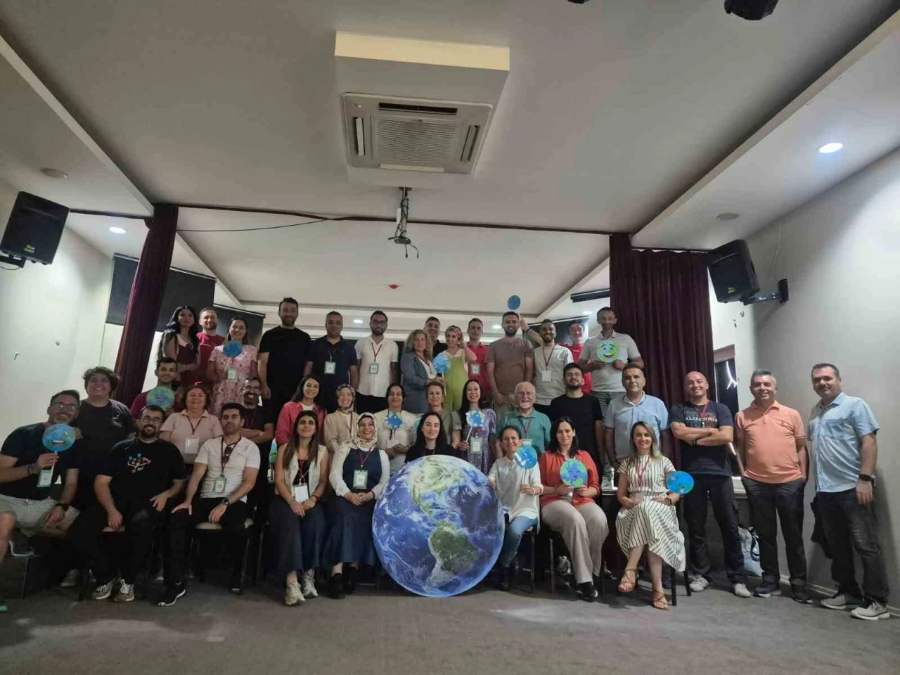 TÜBİTAK destekli &quot;Mavi Bilye Enstitüsü&quot; projesi İnegöl’de tamamlandı
