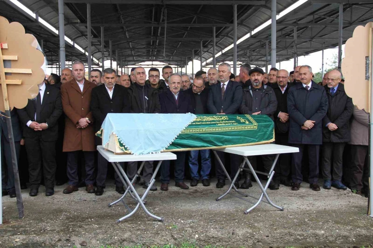 Tuğba öğretmene son görev
