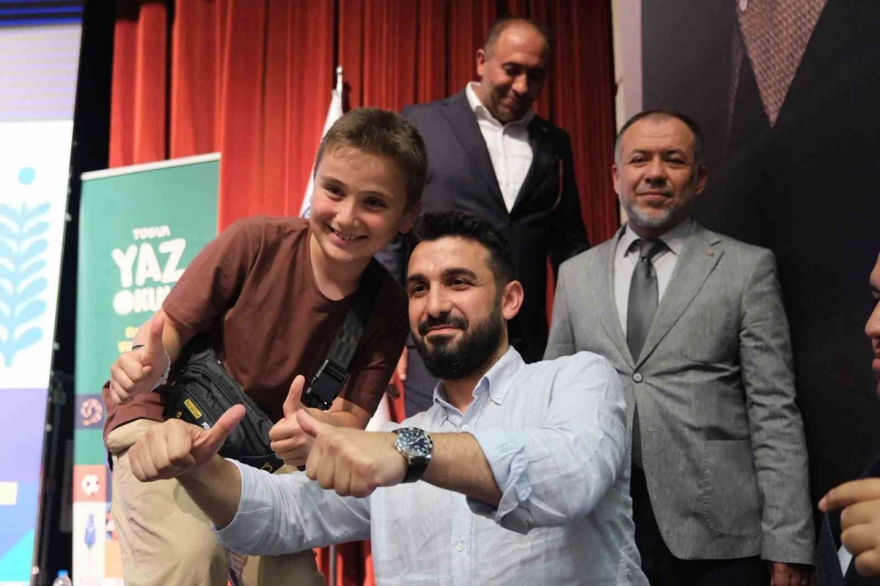 T&Uuml;GVA Eskişehir Yaz Okulu lansmana b&uuml;y&uuml;k bir coşkuyla ger&ccedil;ekleştirildi
