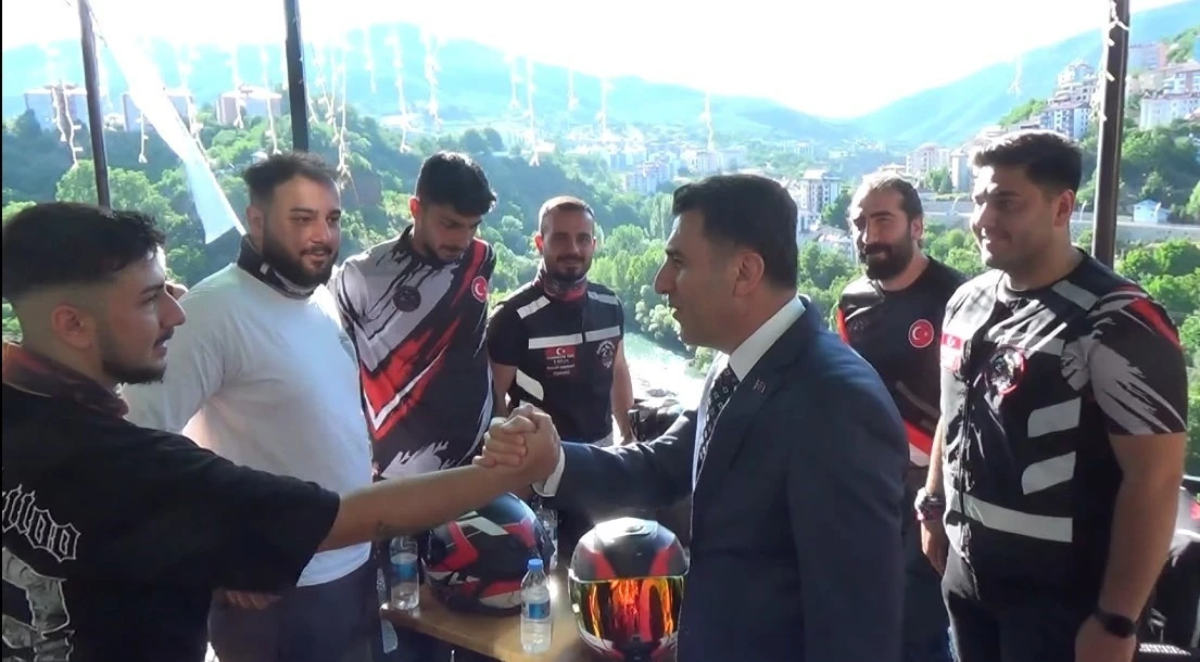 Tunceli’de bayramlaşma programı
