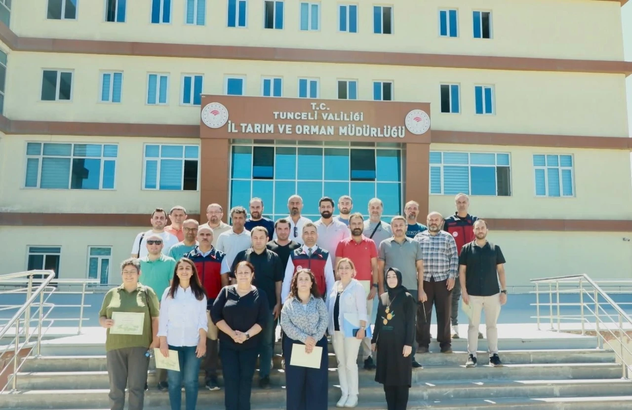 Tunceli’de uygulamalı ipekböcekçiliği eğitimi düzenlendi
