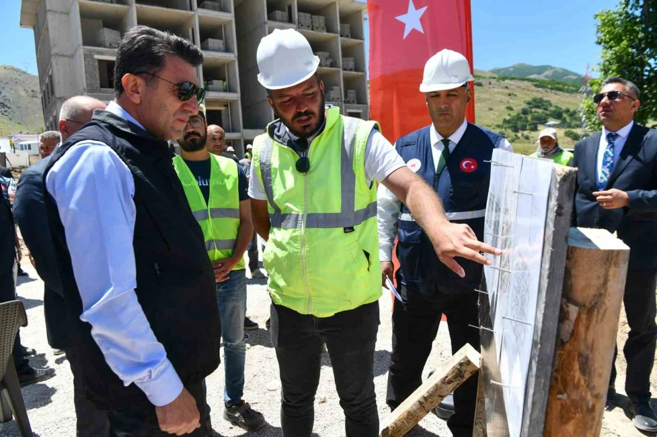 Tunceli’nin en riskli ilçesinde depreme dirençli 281 konutun yapımı sürüyor
