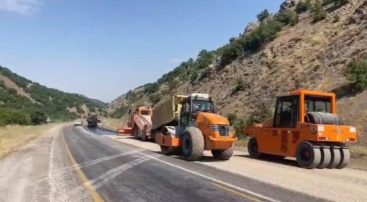 Tunceli-Pülümür devlet yolunda yenileme çalışmaları başladı
