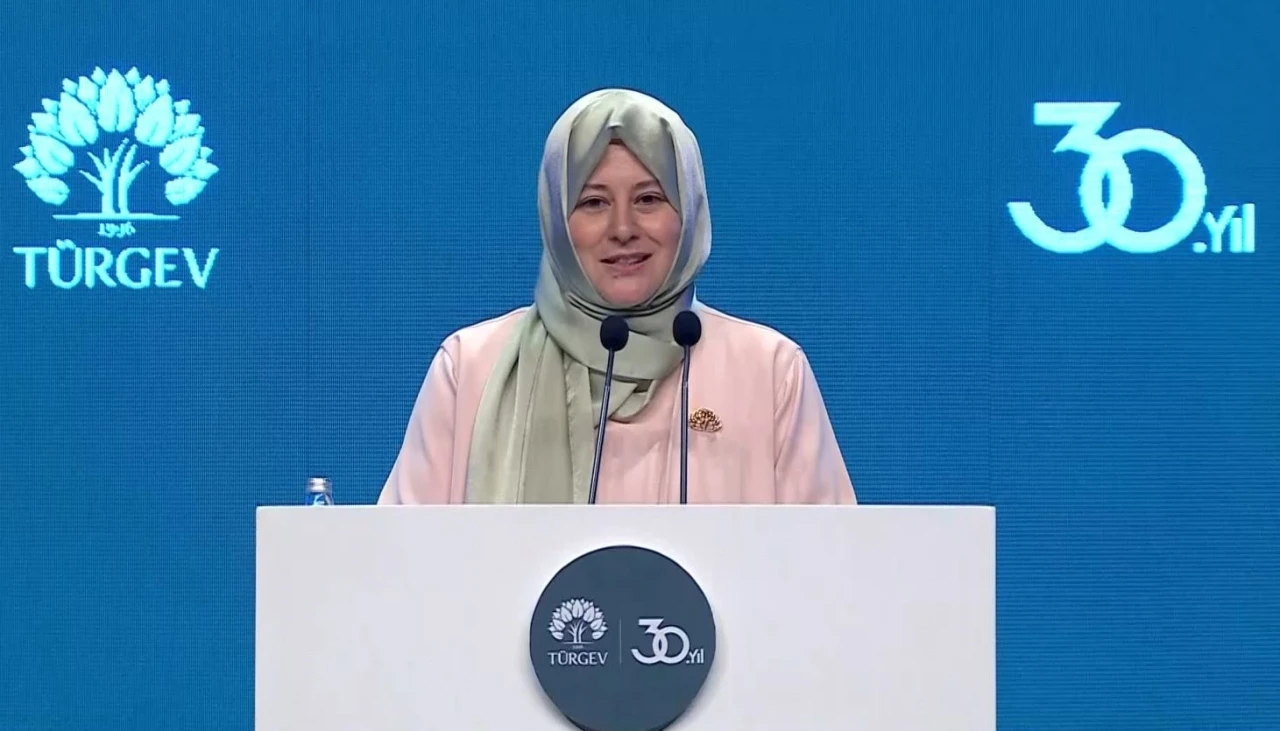 T&Uuml;RGEV Başkanı Hatice Akıncı Yılmaz: "T&Uuml;RGEV, 30 yıldır gen&ccedil; kızlarımız i&ccedil;in umut olan, cesaret veren bir yol arkadaşı"
