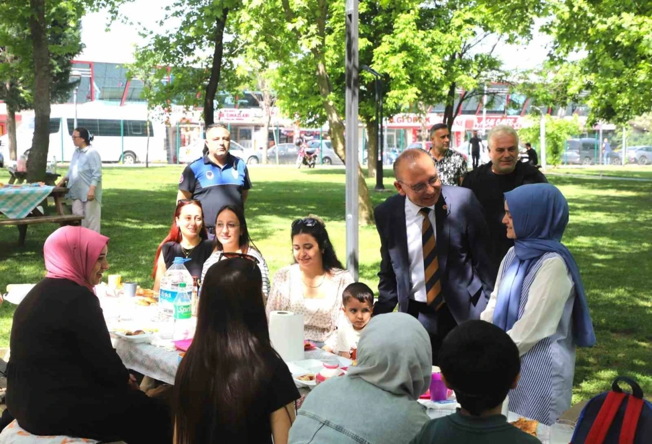 Turgutlu’da ‘Anneler Günü’ kutlaması

