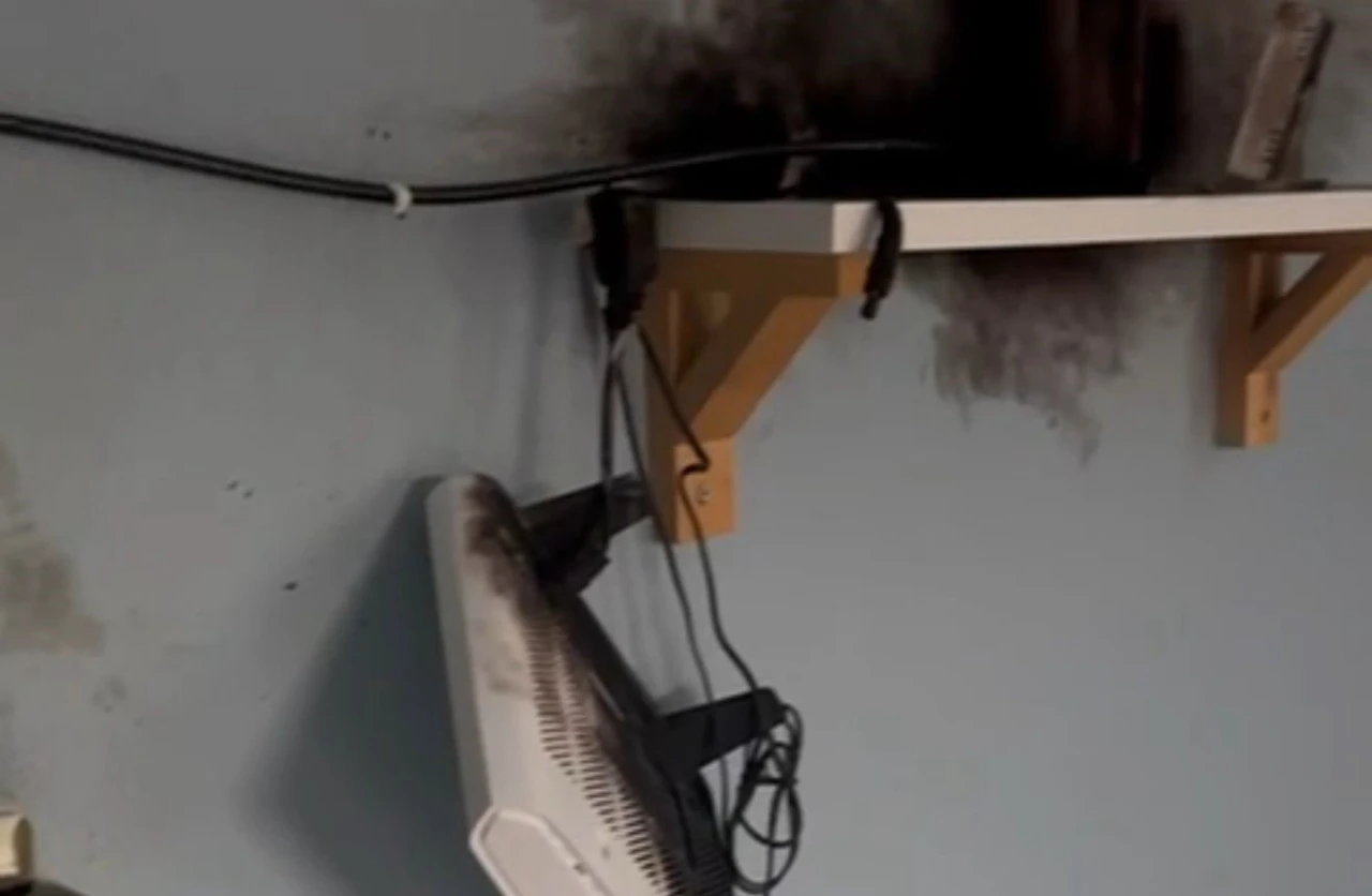 Turgutlu&rsquo;da bir eve yıldırım d&uuml;şt&uuml;
