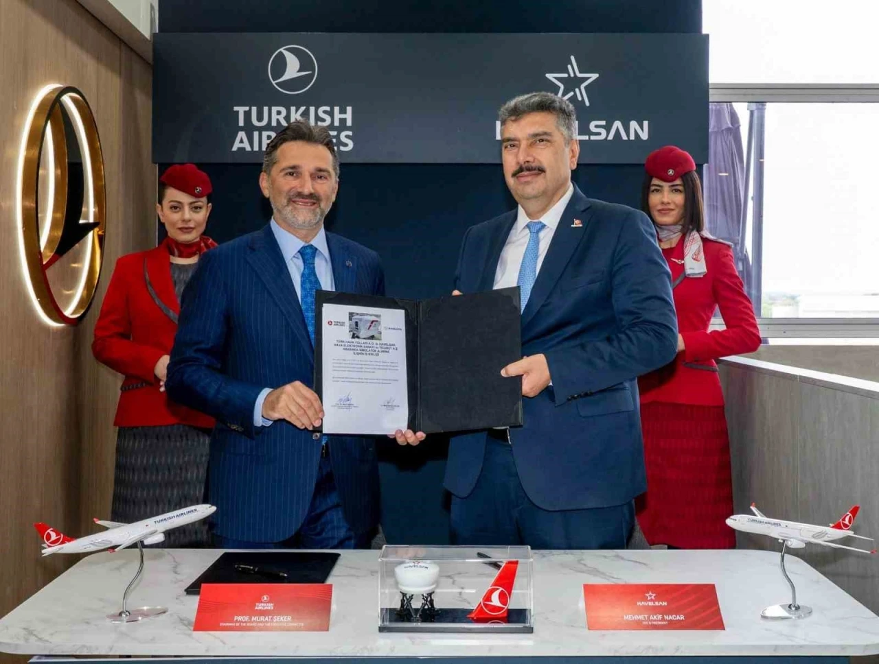T&uuml;rk Hava Yolları, HAVELSAN ile 12 u&ccedil;uş sim&uuml;lat&ouml;r&uuml; i&ccedil;in s&ouml;zleşme imzaladı
