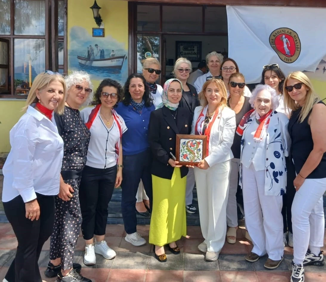 Türk Kadınlar Birliği Bursa Şubesi’nden İznik’e anlamlı ziyaret

