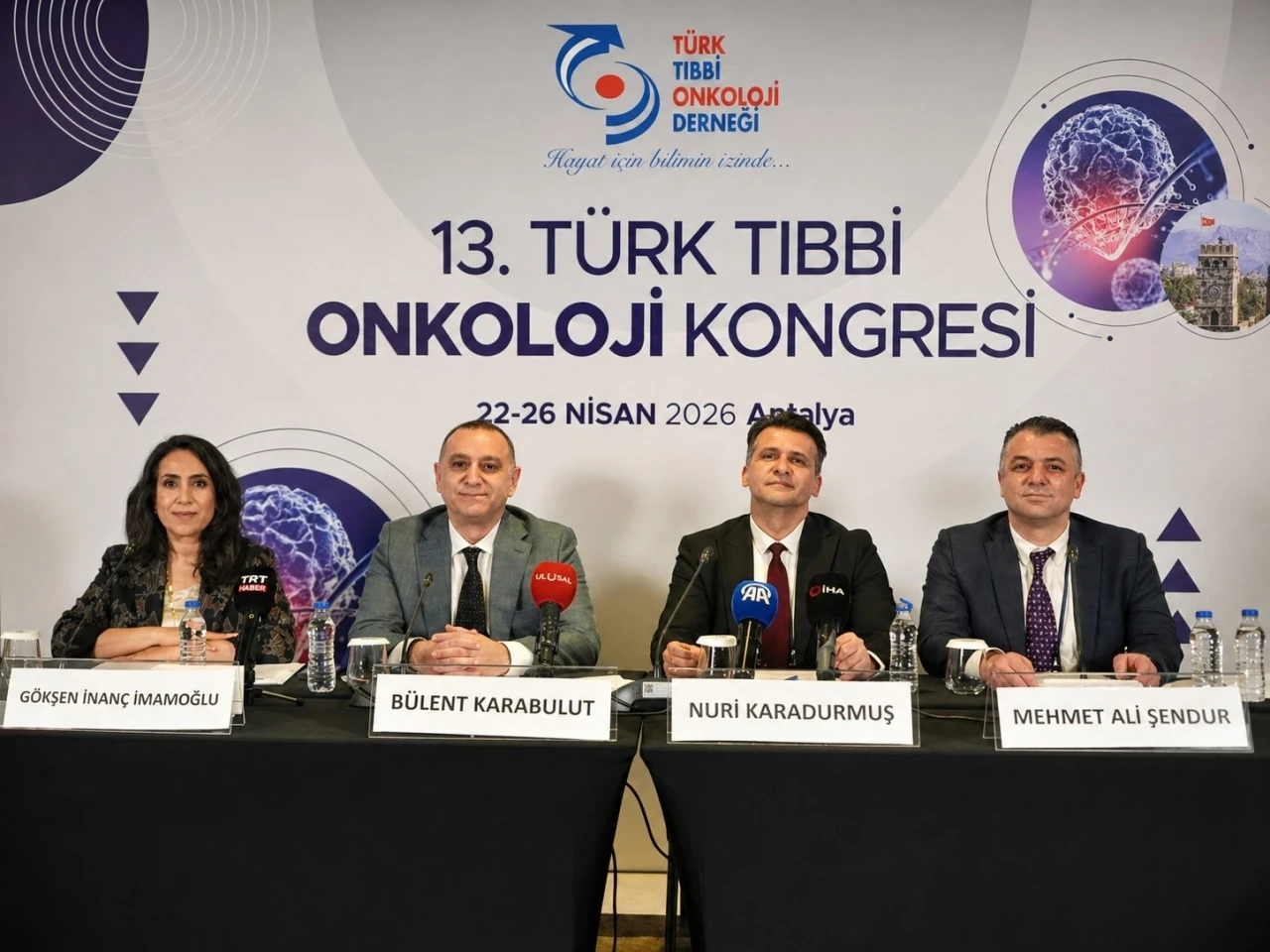 T&uuml;rk Tıbbi Onkoloji Kongresi Antalya&rsquo;da d&uuml;zenlendi: Onkologlardan kemoterapi mesajı
