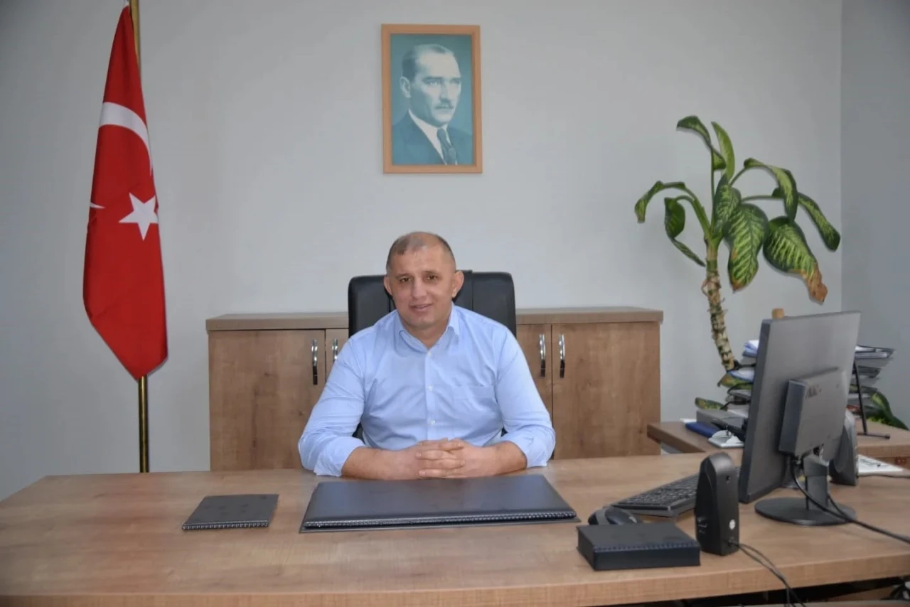 Türkeli’nin bir mahallesinde muhtarlık seçimleri yenilendi
