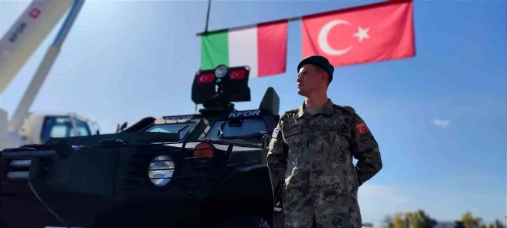 T&uuml;rkiye, 24 yıl aradan sonra Barış G&uuml;c&uuml; (KFOR) komutasını devraldı
