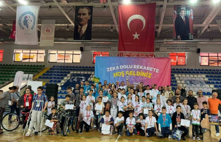 Türkiye 6. Akıl ve Zeka Oyunları Finalleri’ne Konyalı öğrenciler damga vurdu
