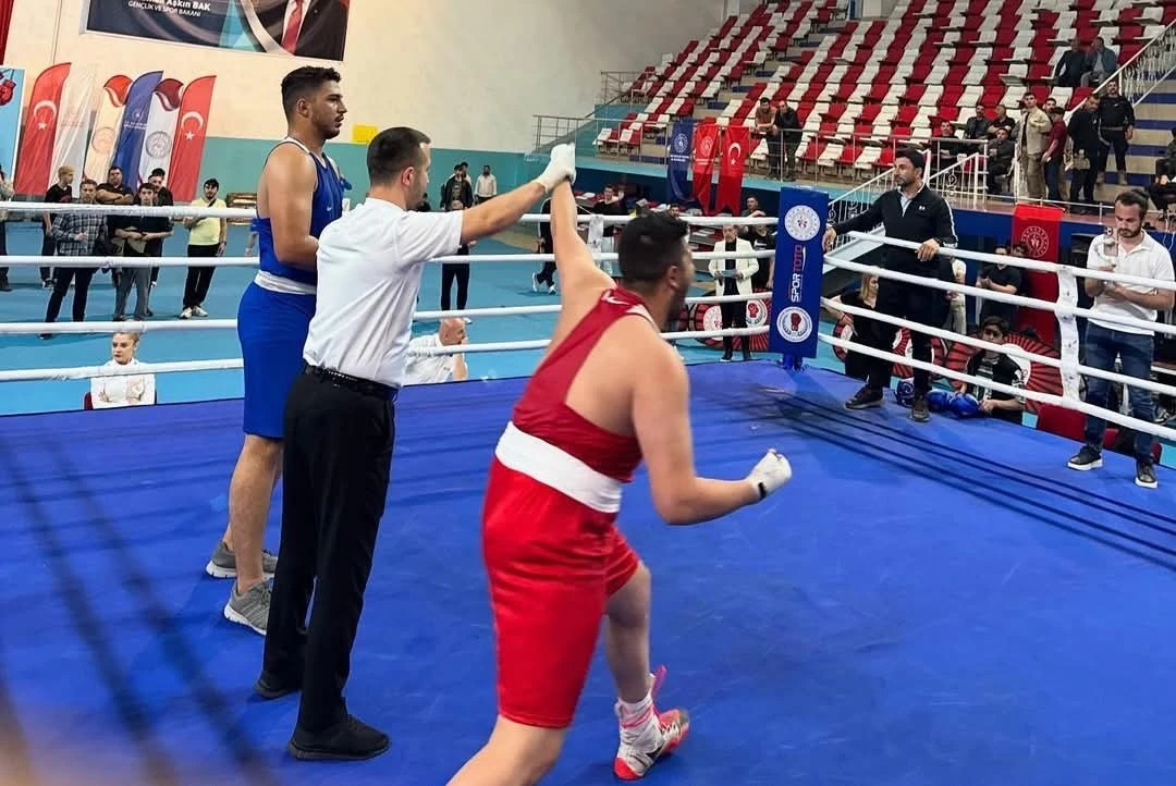 Türkiye Boks Şampiyonası’nda büyük başarı
