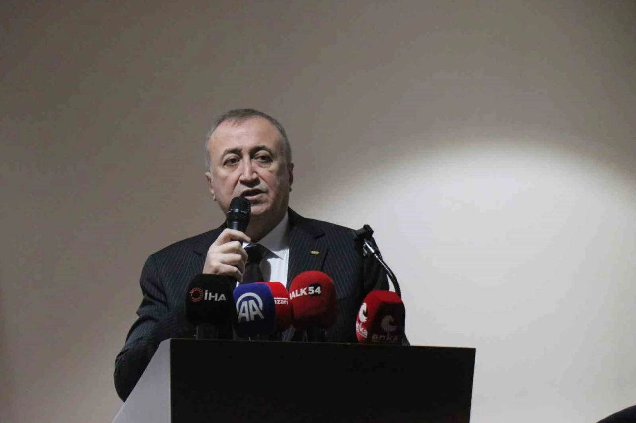 T&uuml;rkiye Fırıncılar Federasyonu Başkanı Balcı: "Ekmek fiyatında hen&uuml;z herhangi bir değişiklik yok"
