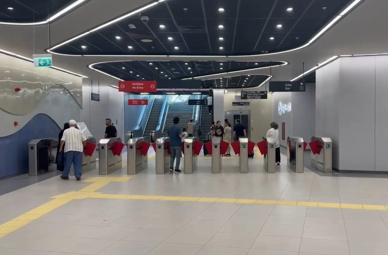 T&uuml;rkiye&rsquo;nin en uzun ve hızlı metrosundan rekor
