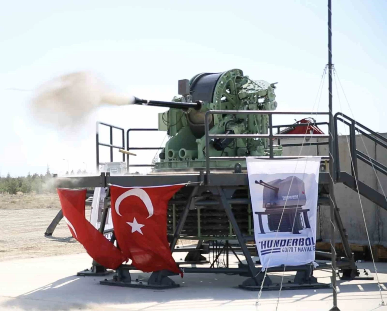 Türkiye’nin yerli ve milli topu Thunderbolt Konya’da şov yaptı
