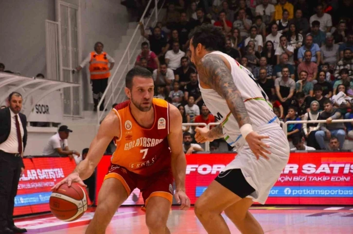 T&uuml;rkiye Sigorta Basketbol S&uuml;per Ligi: Aliağa Petkimspor: 76 - Galatasaray: 74
