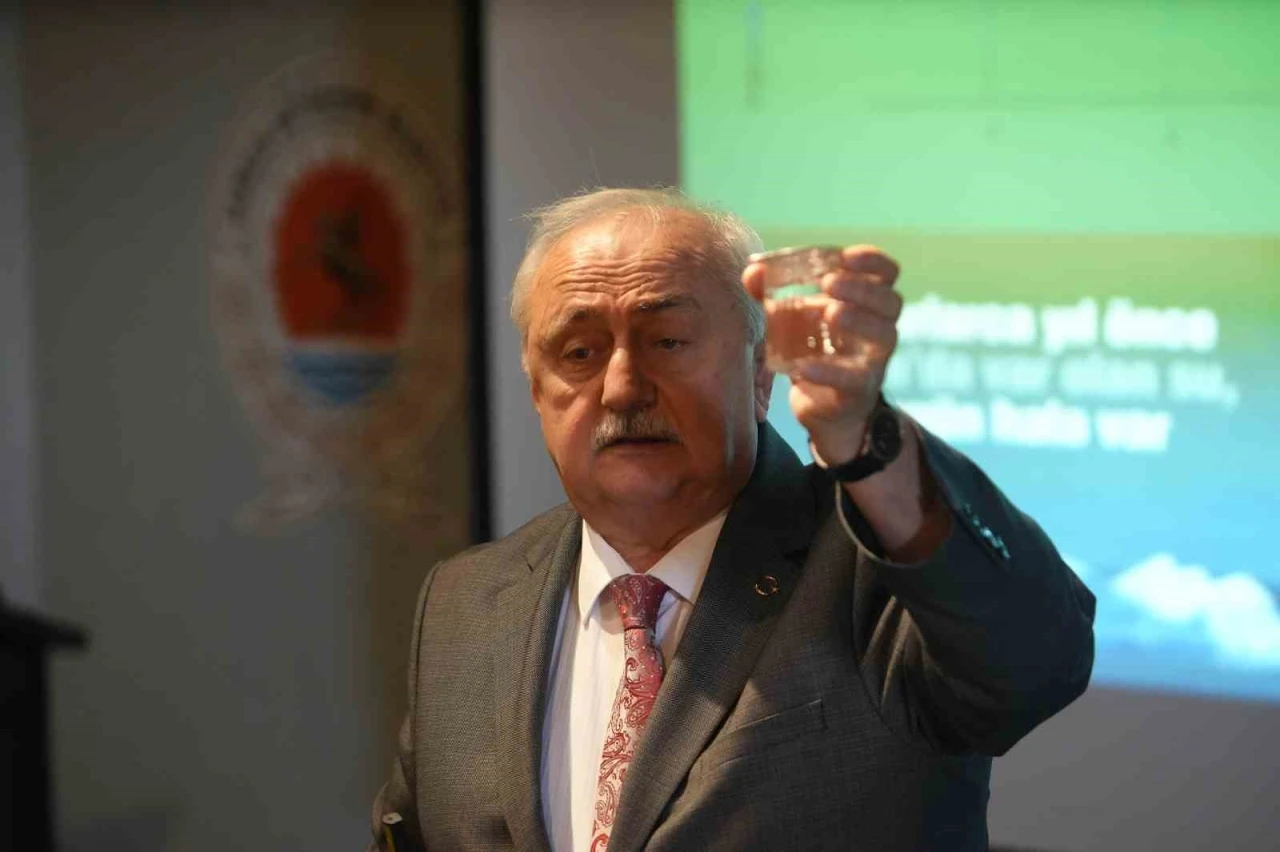 T&uuml;rkiye tarımda kullandığı suyun yarısından fazlasını israf ediyor
