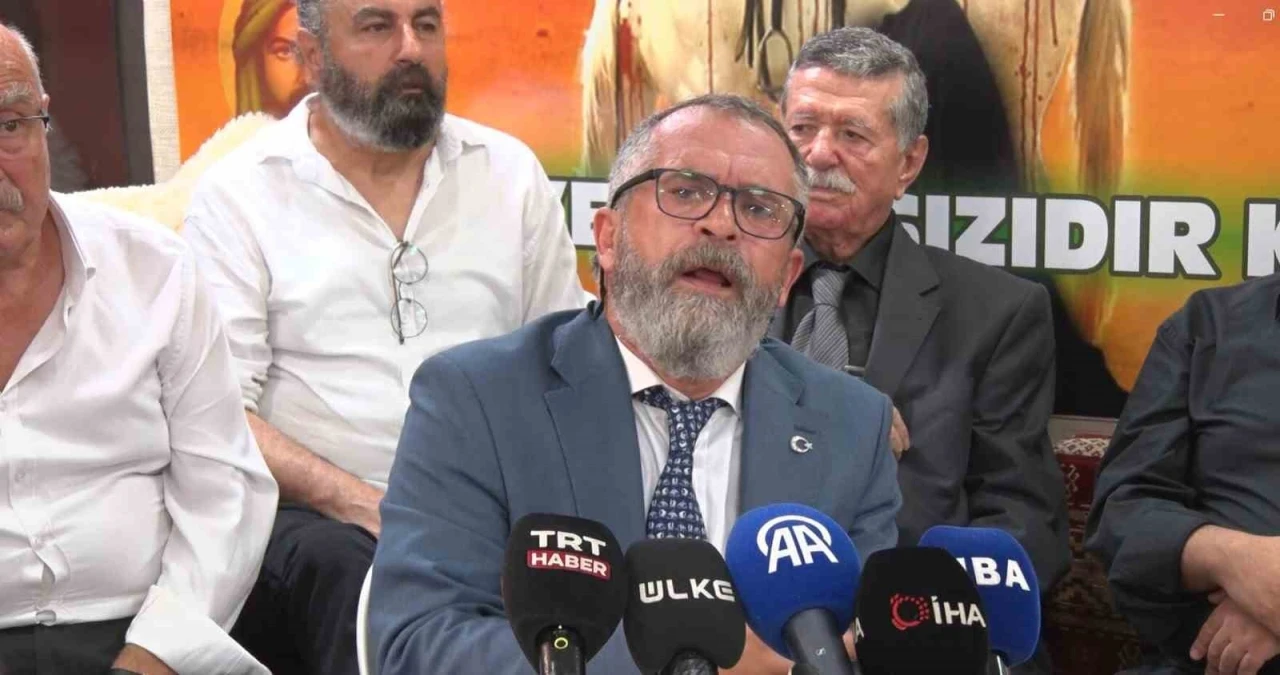 T&uuml;rkmen Alevi Bektaşi Vakfı&rsquo;ndan Muharrem ayına vesilesiyle aşure dağıtımı
