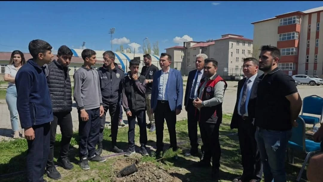 Tutak’ta &quot;Orman benim&quot; etkinliği gerçekleştirildi
